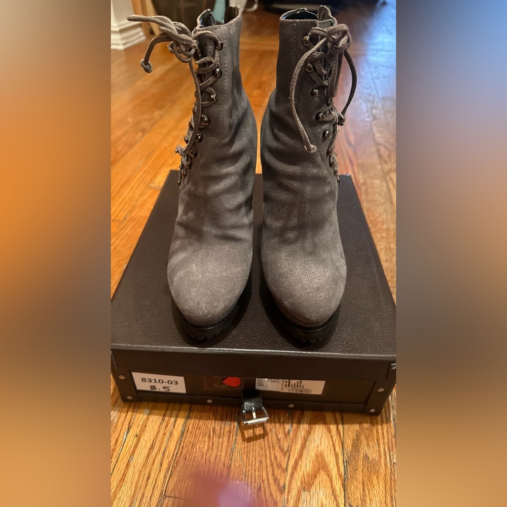 Alaia Gray Lace Up Boots with Medium Heel 8.5